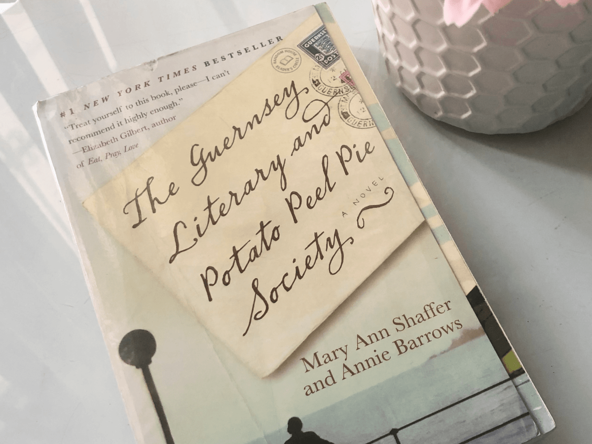 Book Review: The Guernsey Literary and Potato Peel Pie&nbsp;Society